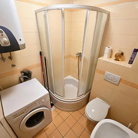 Tara Apartment Punat