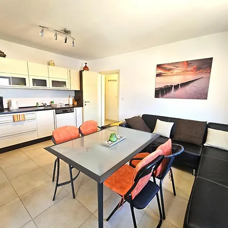Tara Apartman